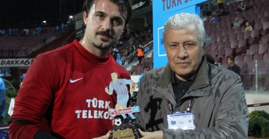 Aral K Ay N N En Yi Futbolcusu Onur Oldu Trabzon Haber Trabzonspor