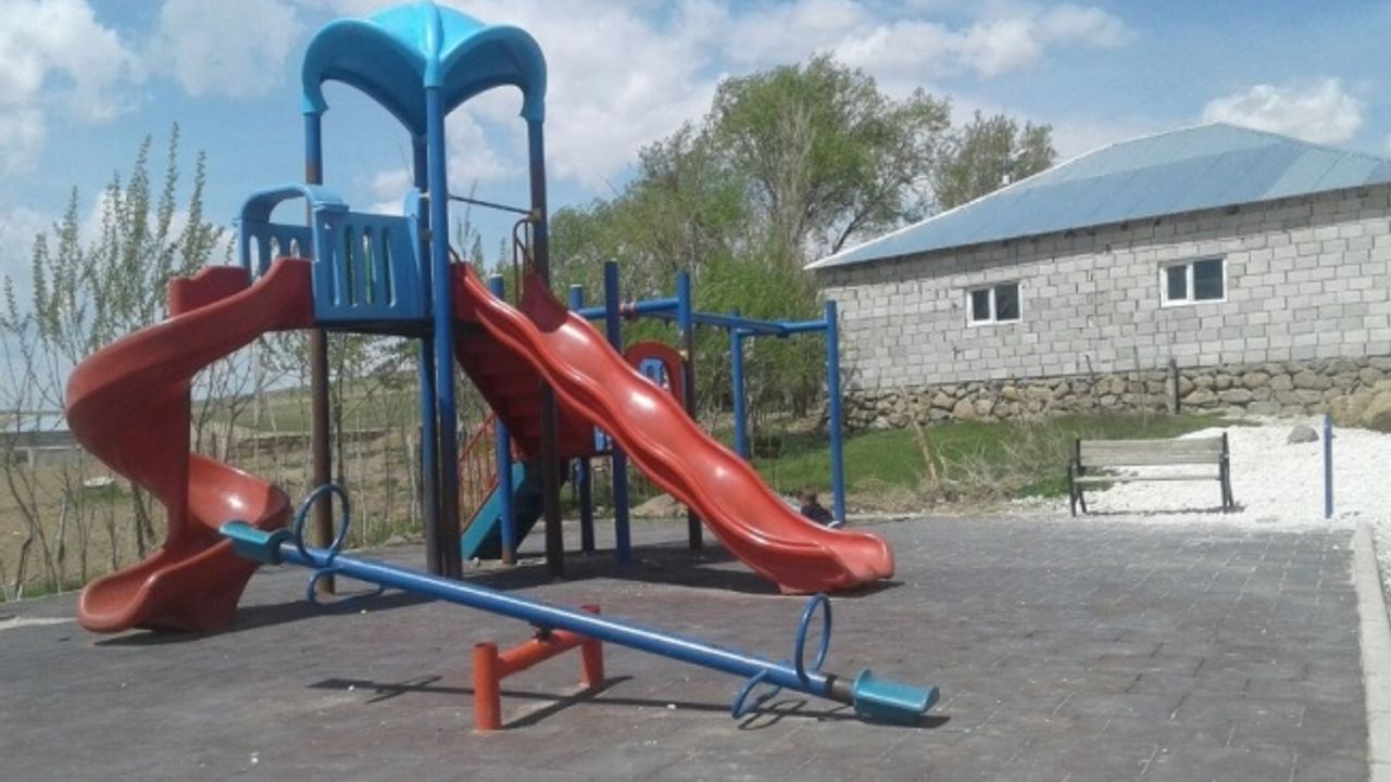 Dedeli Belediyesi üst yapı çalışmalarına devam ediyor