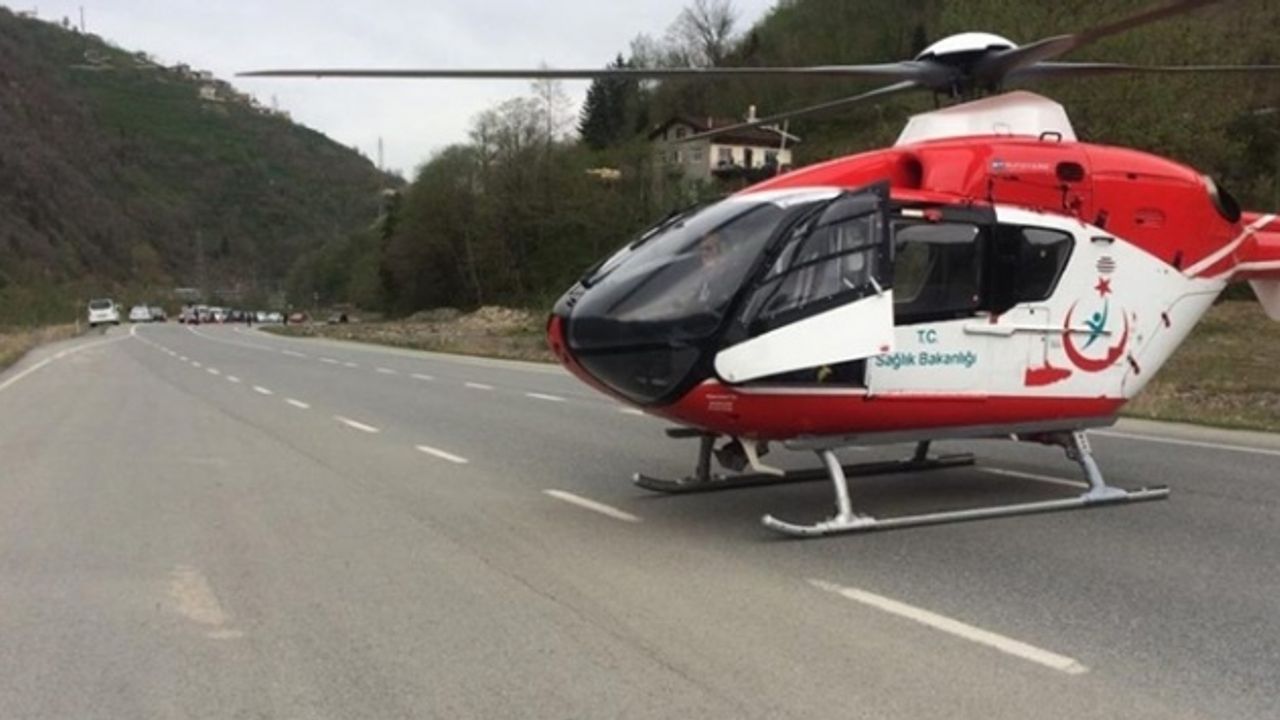 Trabzon'da helikopter ambülansı yola indi