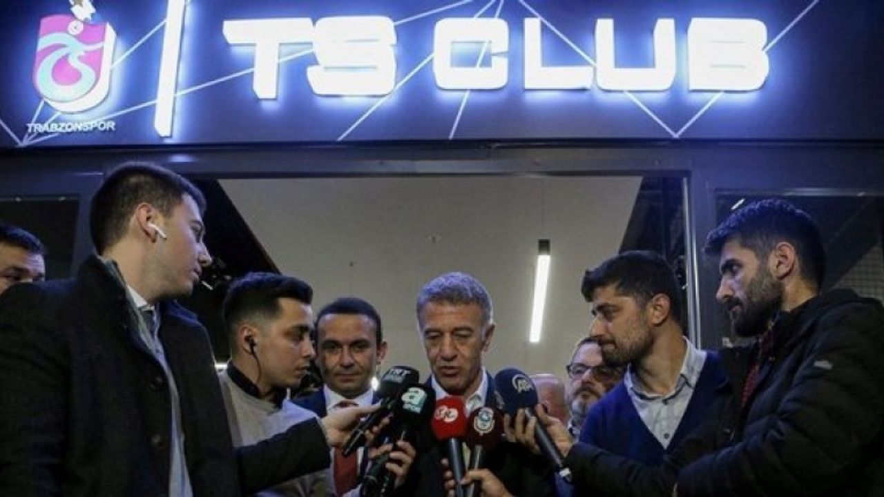 İstanbul'da Yeni Açılan TS Club'a Yoğun İlgi