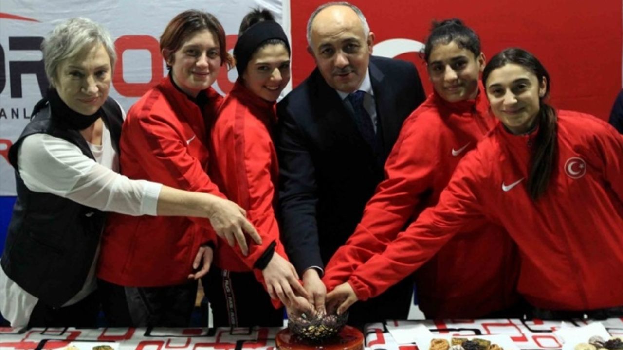 Özel Sporcular Atletizm Milli Takımı'nın yarısı Samsun'dan