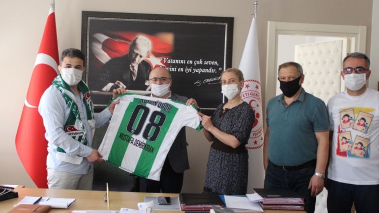 Artvinspor Kulübünden Gençlik ve Spor Müdürü Demirkıran'a ziyaret