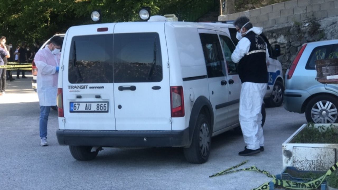 Zonguldak'ta otomobilde silahlı saldırıya uğrayan 2 kişi yaralandı