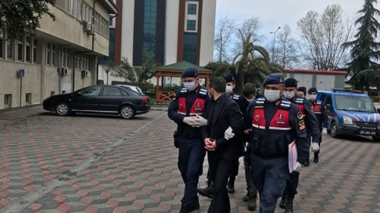 Trabzon'da evlere dadanan hırsızlar yakalandı