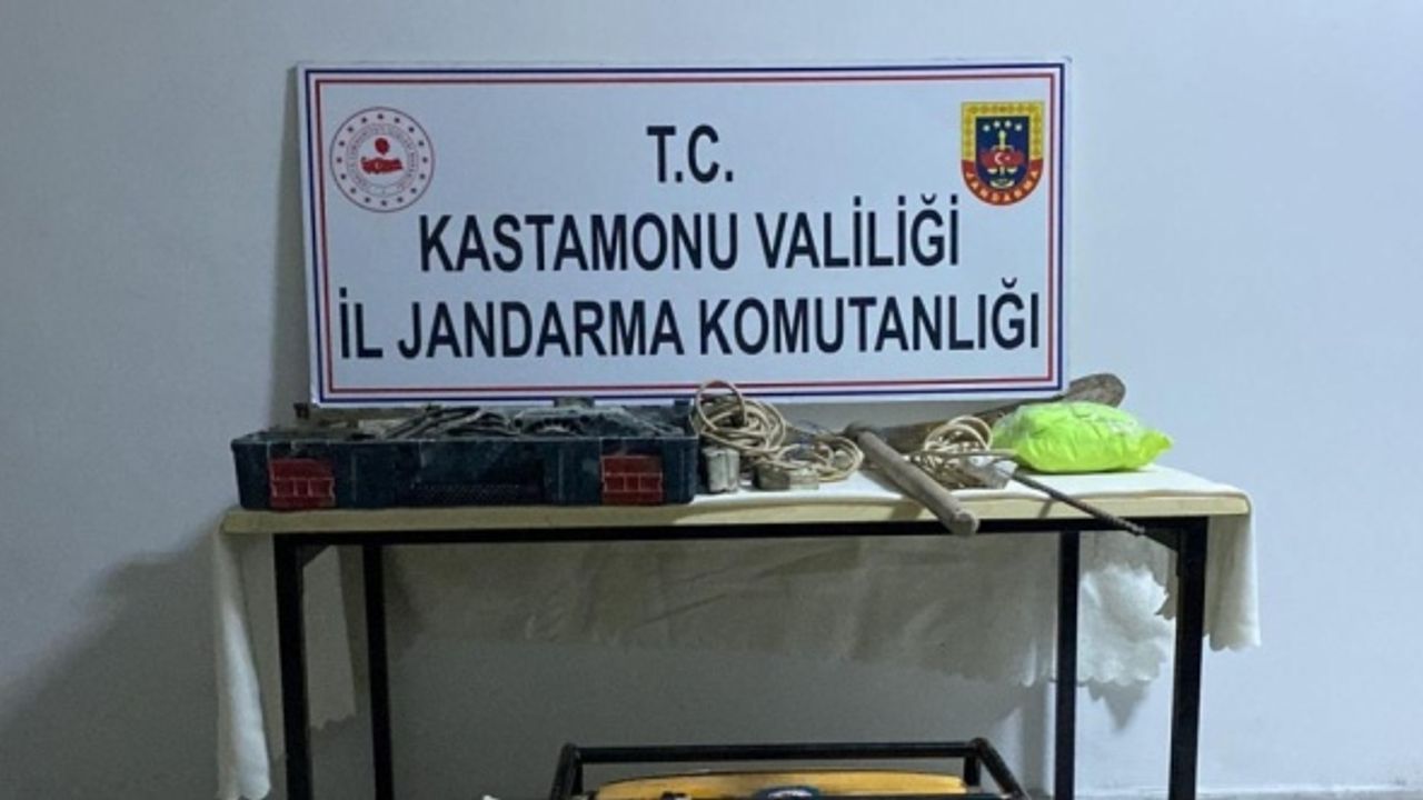 Kastamonu'da izinsiz kazı yapan 6 kişi yakalandı