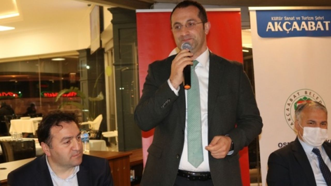 Akçaabat Belediye Başkanı Osman Nuri Ekim muhtarlar ile buluştu