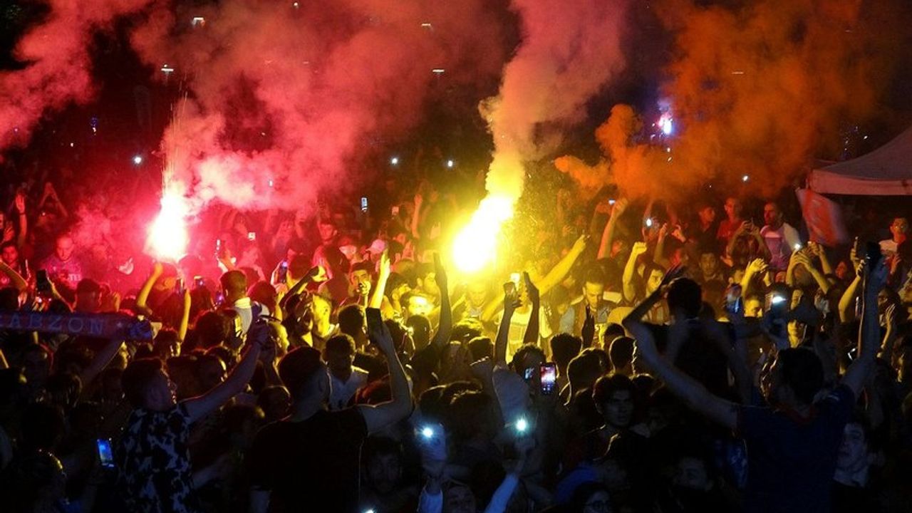 Trabzonspor Taraftarı İsyan Etti