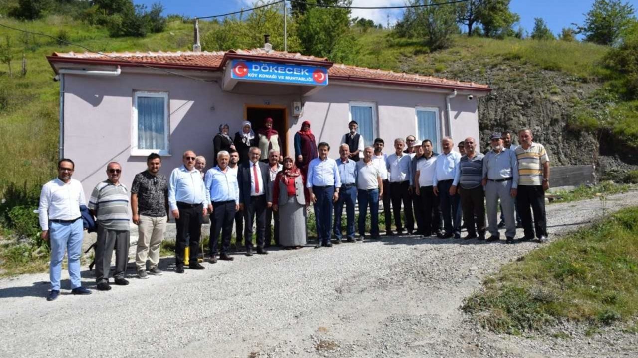 AK Parti Karabük Teşkilatı ilçelerde vatandaşlarla buluşuyor