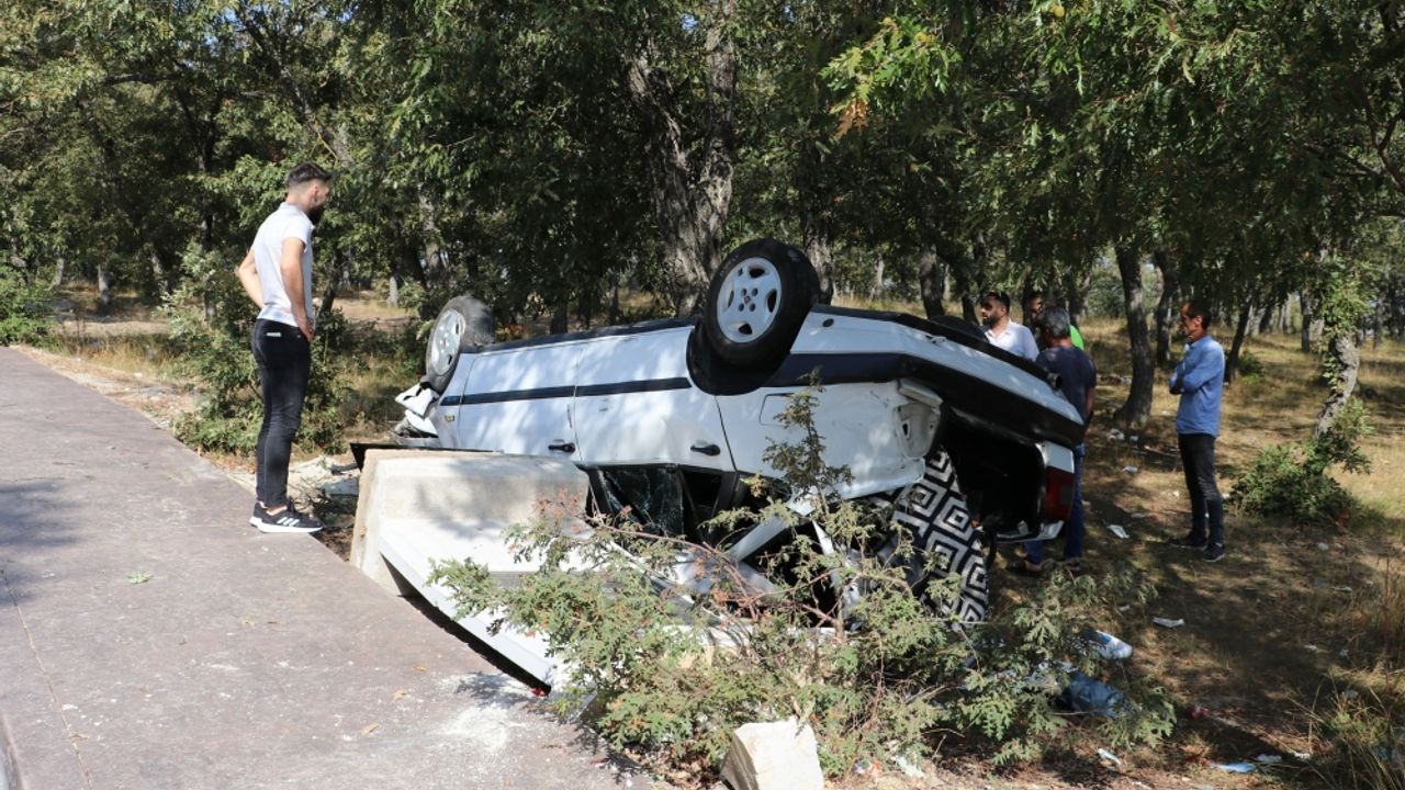 Samsun'da devrilen aracın sürücüsü yaralandı