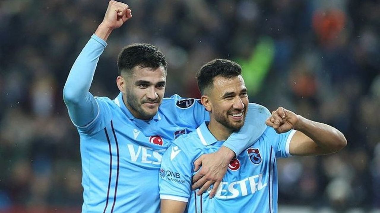 Trabzonsporlu Futbolcuya Övgüler