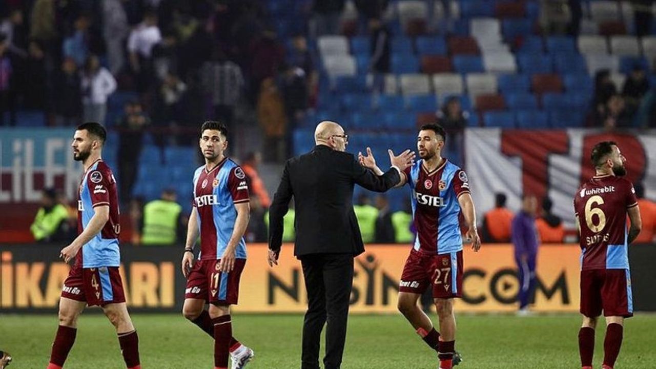 Beşiktaş Karşısında Trabzonspor'da İki Futbolcu Cezalı Duruma Düştü