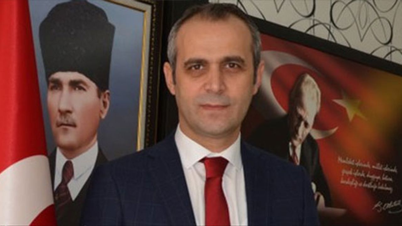 Trabzon Büyükşehir Belediyesi Genel Sekreteri Ahmet Adanur hayatını kaybetti