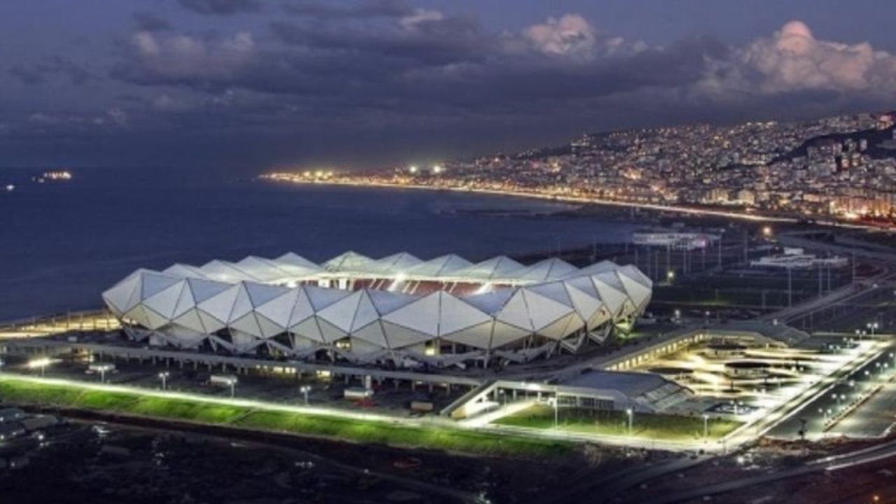 Trabzonspor - Beşiktaş Maçı için Büyükşehir Belediyesi'nden Dev Hizmet