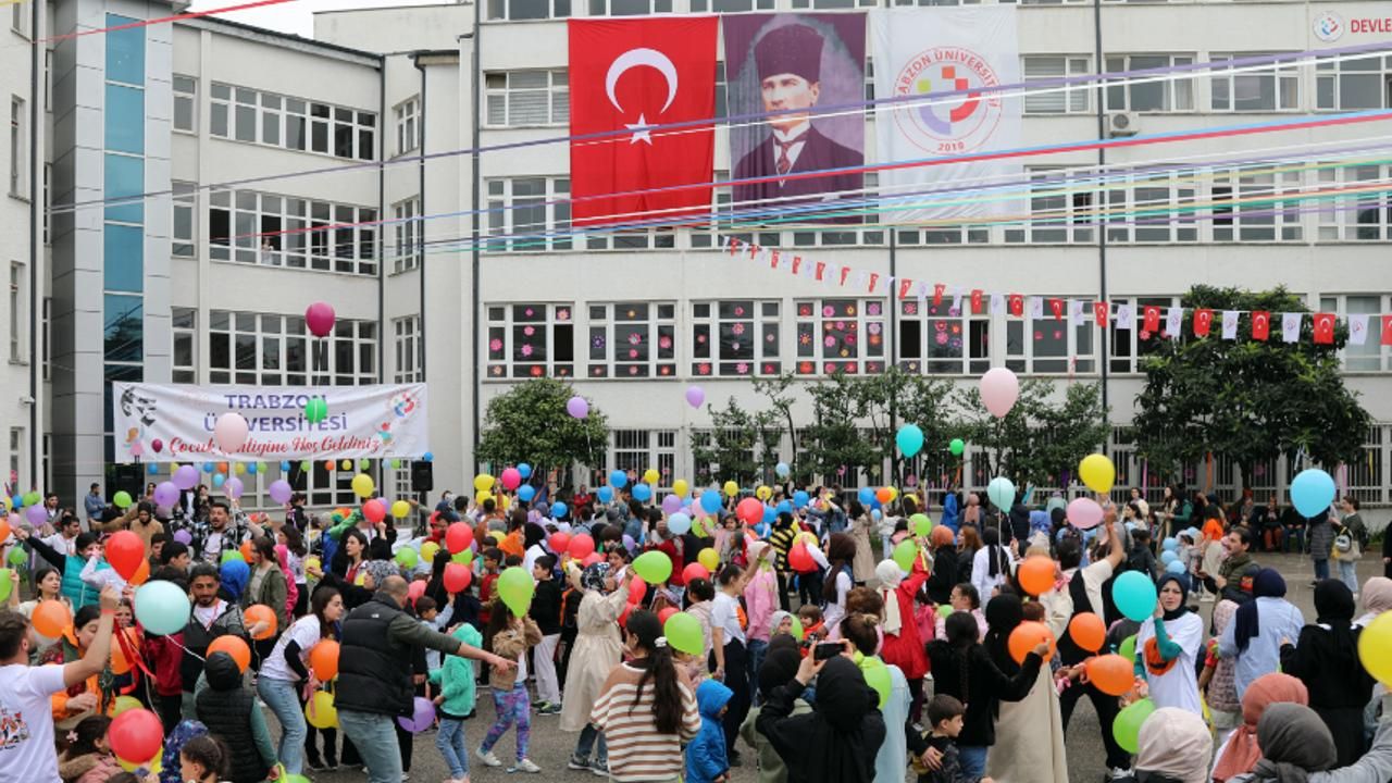 Trabzon Üniversitesi'nden depremzede çocuklara özel şenlik