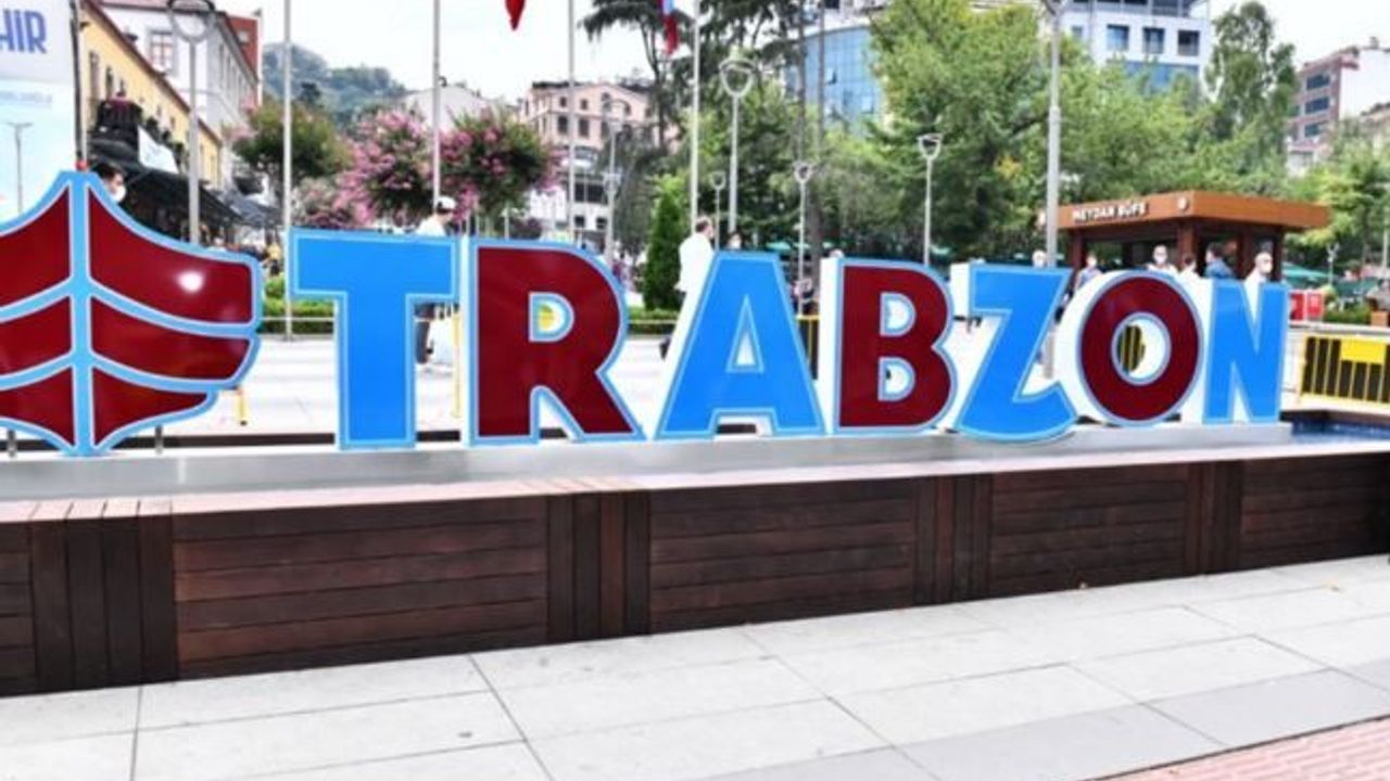 Trabzonlu Ünlüler Kimler? Trabzon’un Medarı İftiharı Sanatçılar!
