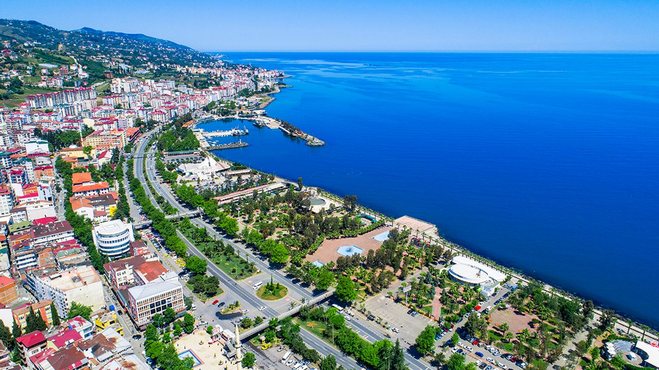 Akçaabat Belediyesi Pulathane İş Merkezi’ndeki İş Yerini Satışa Çıkarıyor