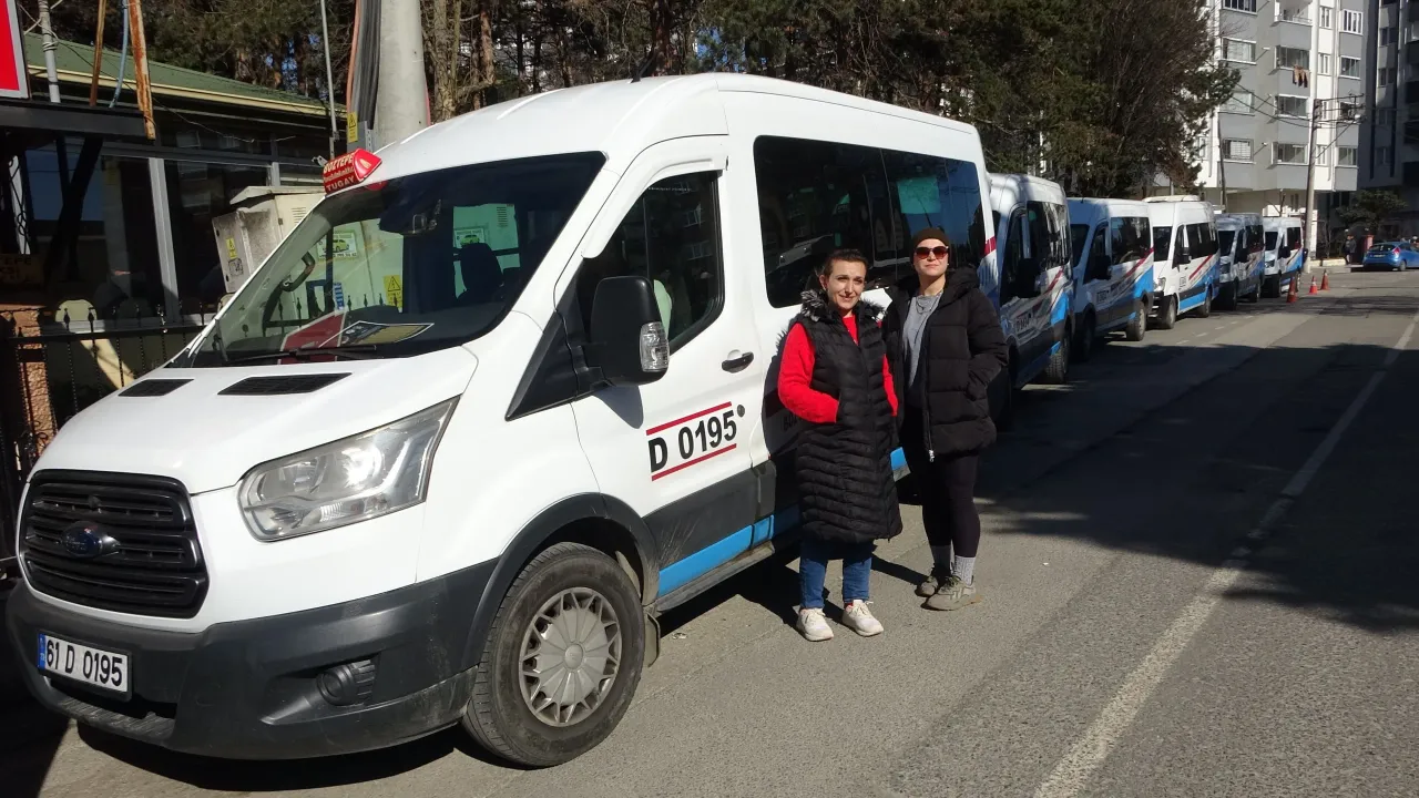 Trabzon’un Kadın Şoförleri Direksiyon Başında Hayata Meydan Okuyor