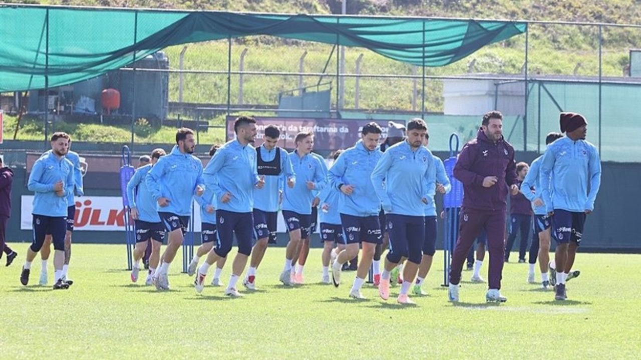 Cham Yeniden Sahneye Çıkmak İstiyor