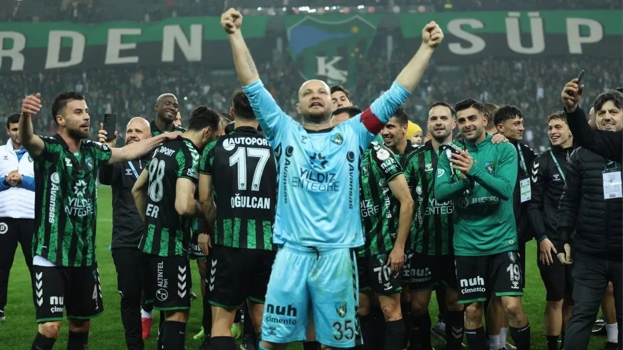 Kocaelispor 16 Yıl Sonra Süper Lig’de!