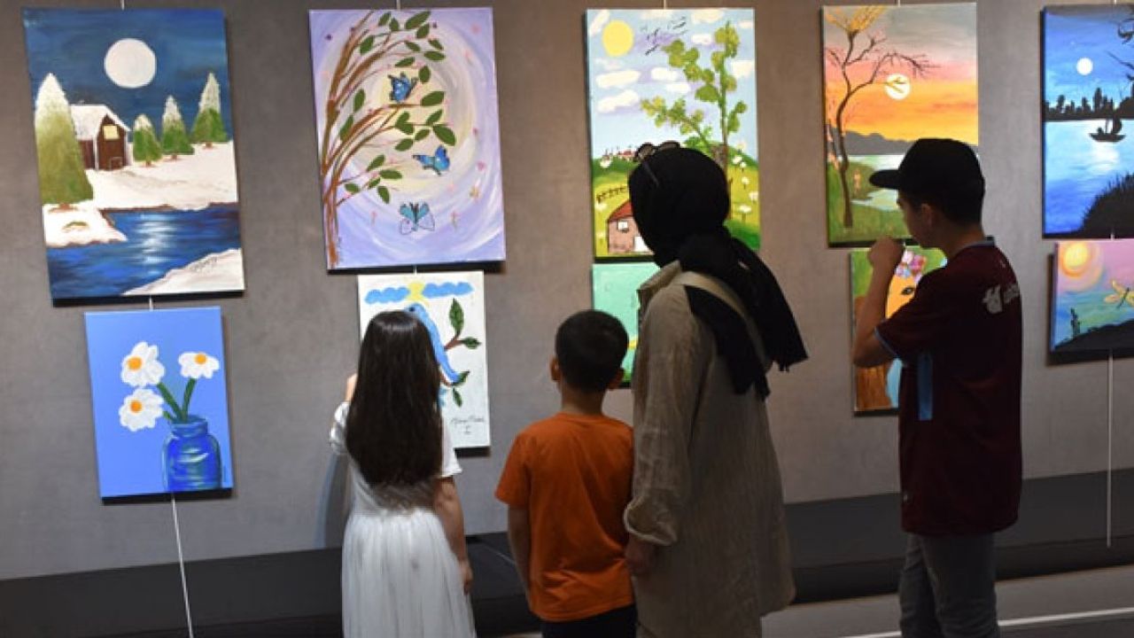 Trabzon’da Sanat Rüzgarı Esti: Karma Sergi Sanatseverlerden Yoğun İlgi Gördü