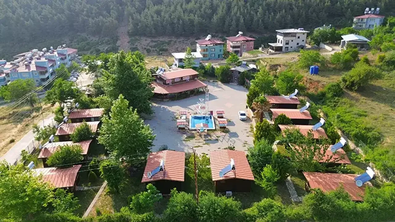 Karadeniz Ruhunu Hatay’a Taşıdı: Emekli Öğretmenin Yayla Hayali Gerçek Oldu