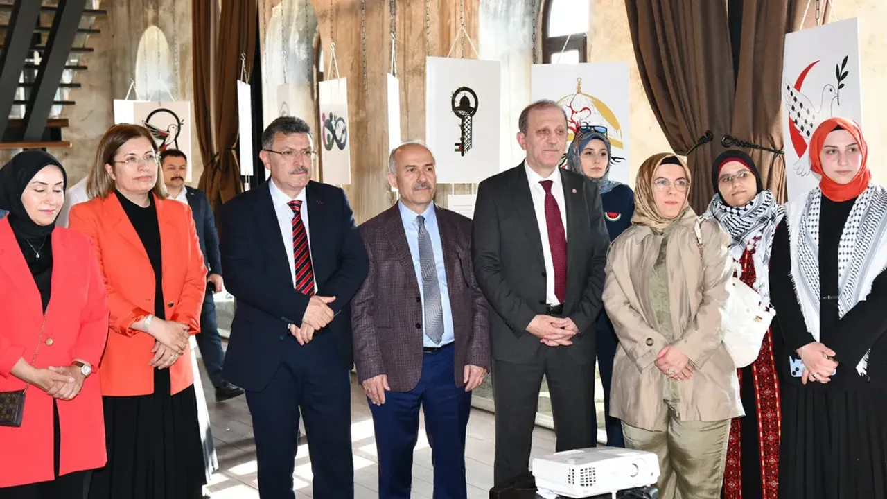 Filistin Hafızasında Genç İzler Projesi Kapanış Programı Trabzon’da Gerçekleştirildi