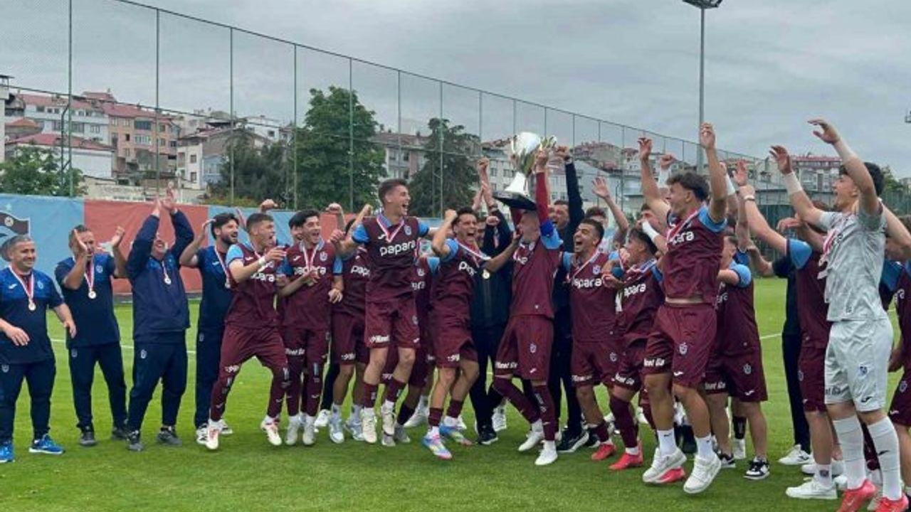 Trabzonspor'un Gençleri Hediyelerine Kavuşuyor! Teslimatlar Bugün