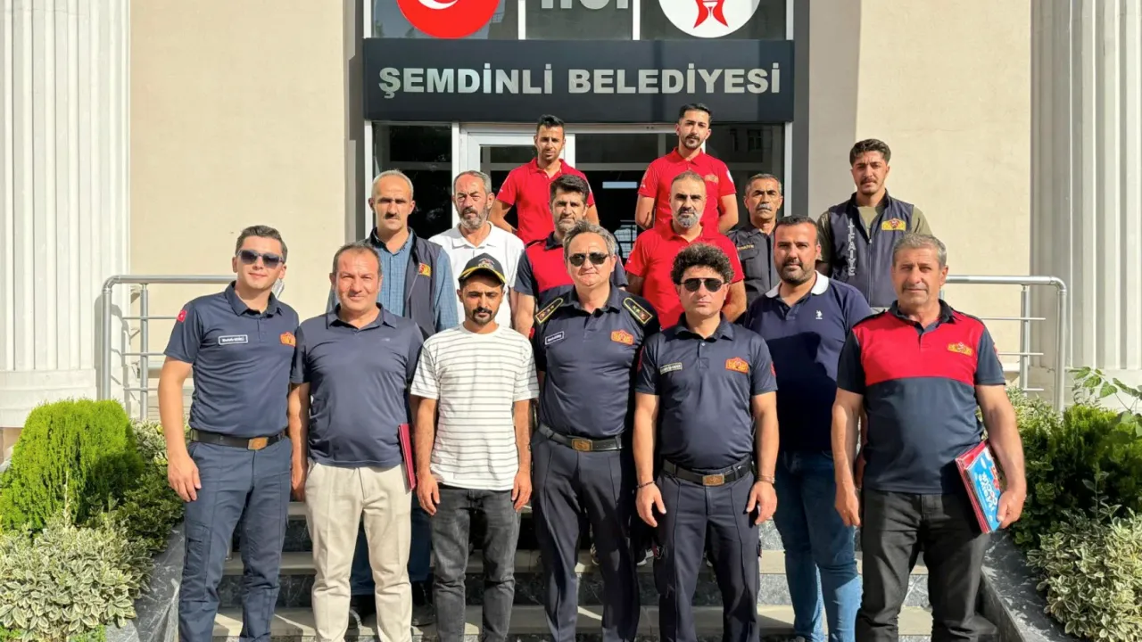 Trabzon Ve Şemdinli Belediyeleri Arasında Kardeşlik Adımı: İtfaiyecilere Hizmet İçi Eğitim