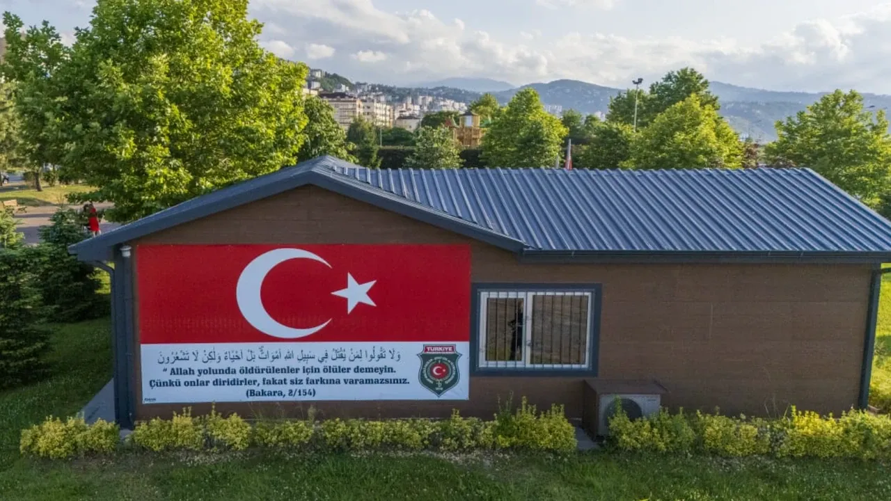 Gaziler Derneği’nden Şehitler İçin Duyarlılık Çağrısı: “Bugün Eğlence Değil, Dua Günüdür”