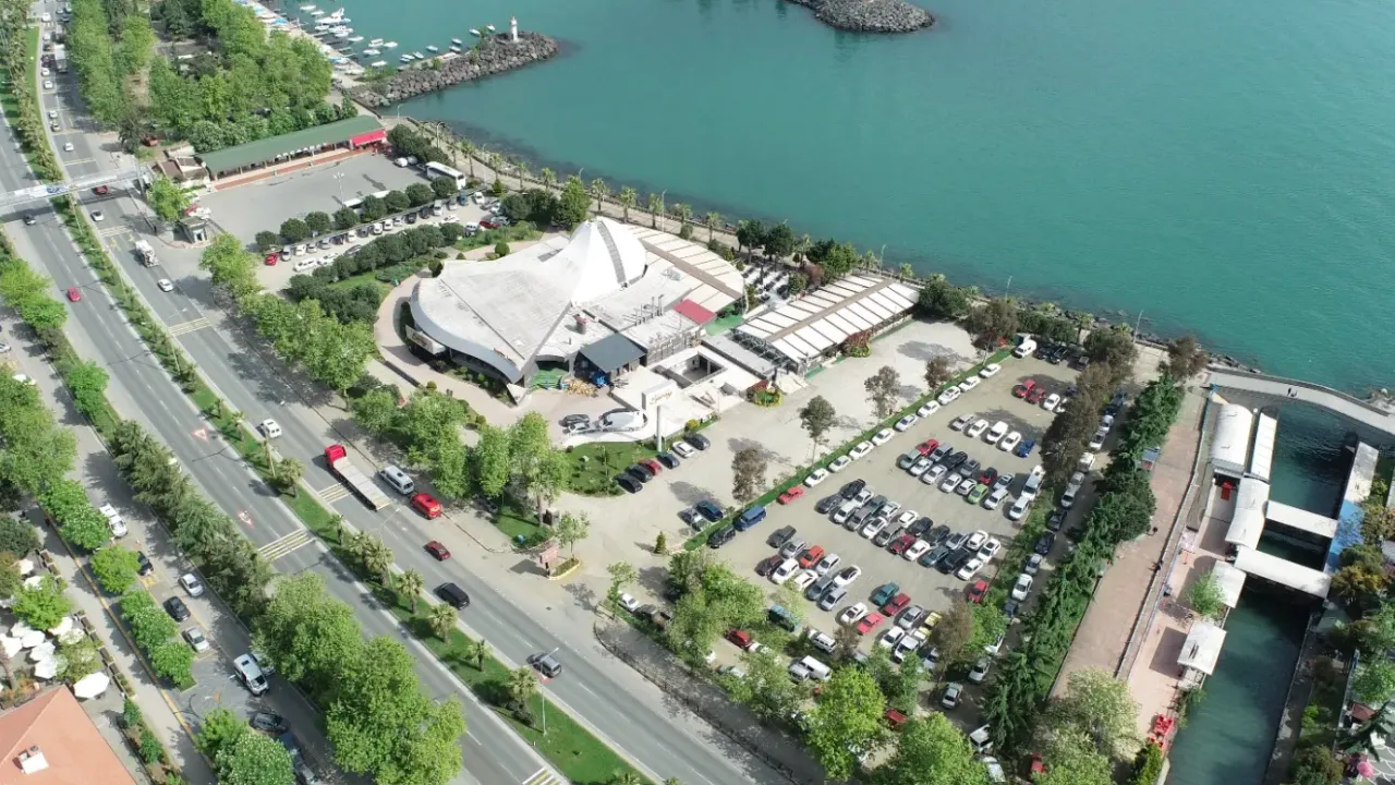 Akçaabat Sahil Park’ta 3. Etap Yenileme Çalışmaları Başladı