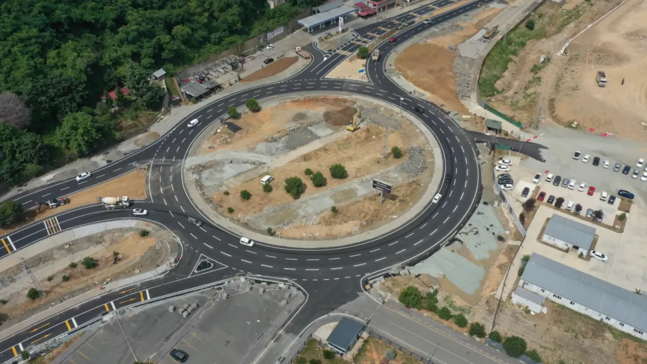 Trabzon’da Trafiğe Nefes Aldıran Kavşak 20 Günde Tamamlandı
