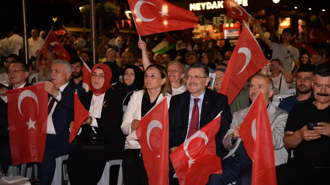 Başkan Genç’ten 15 Temmuz Mesajı: “Milletimiz Darbelere Geçit Vermeyeceğini Tüm Dünyaya Gösterdi”