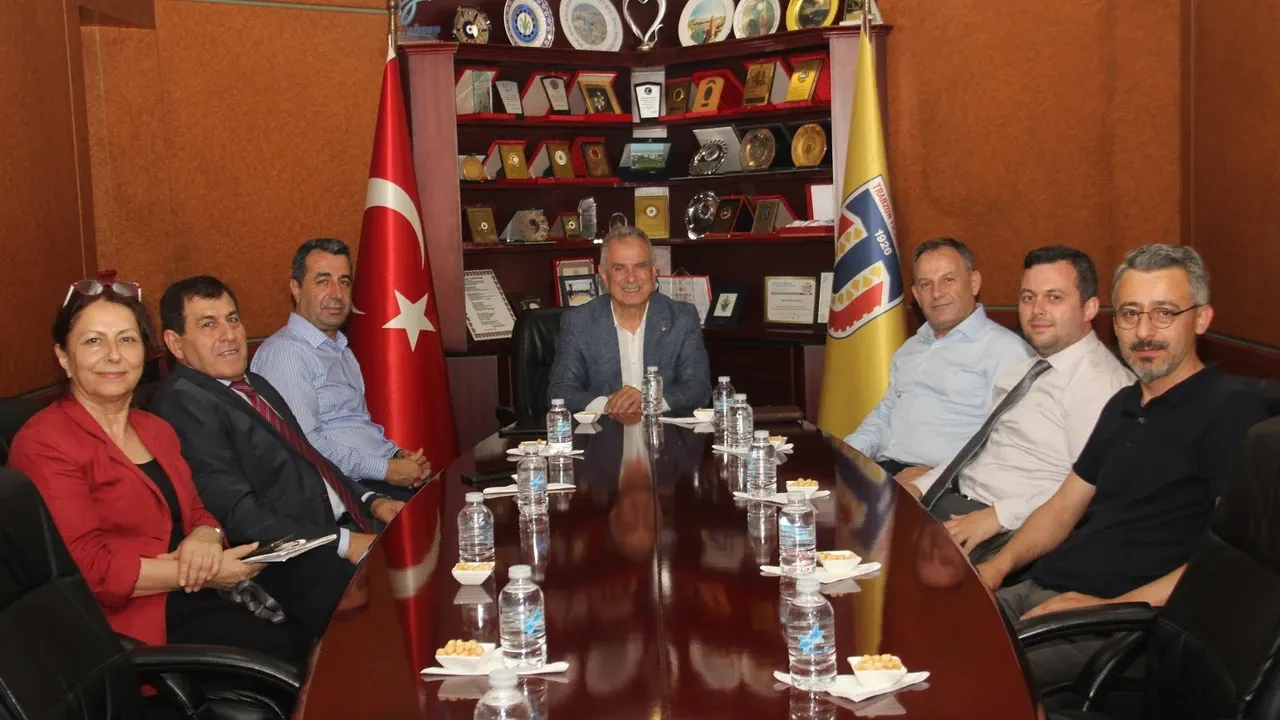 CHP Heyetinden Trabzon Ticaret Borsası’na Ziyaret