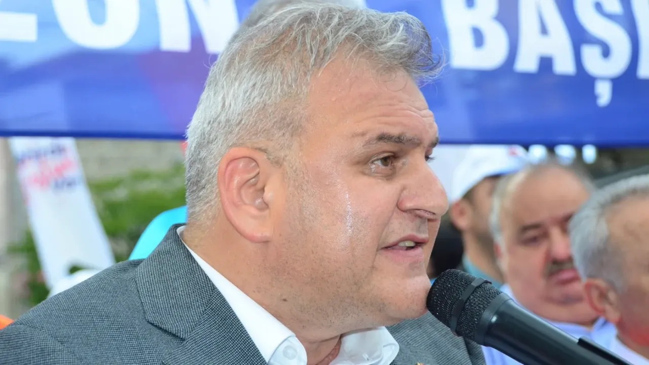 Türk-İş Trabzon İl Başkanı Gedikli'den Yangın Şehitlerine Vefa Mesajı