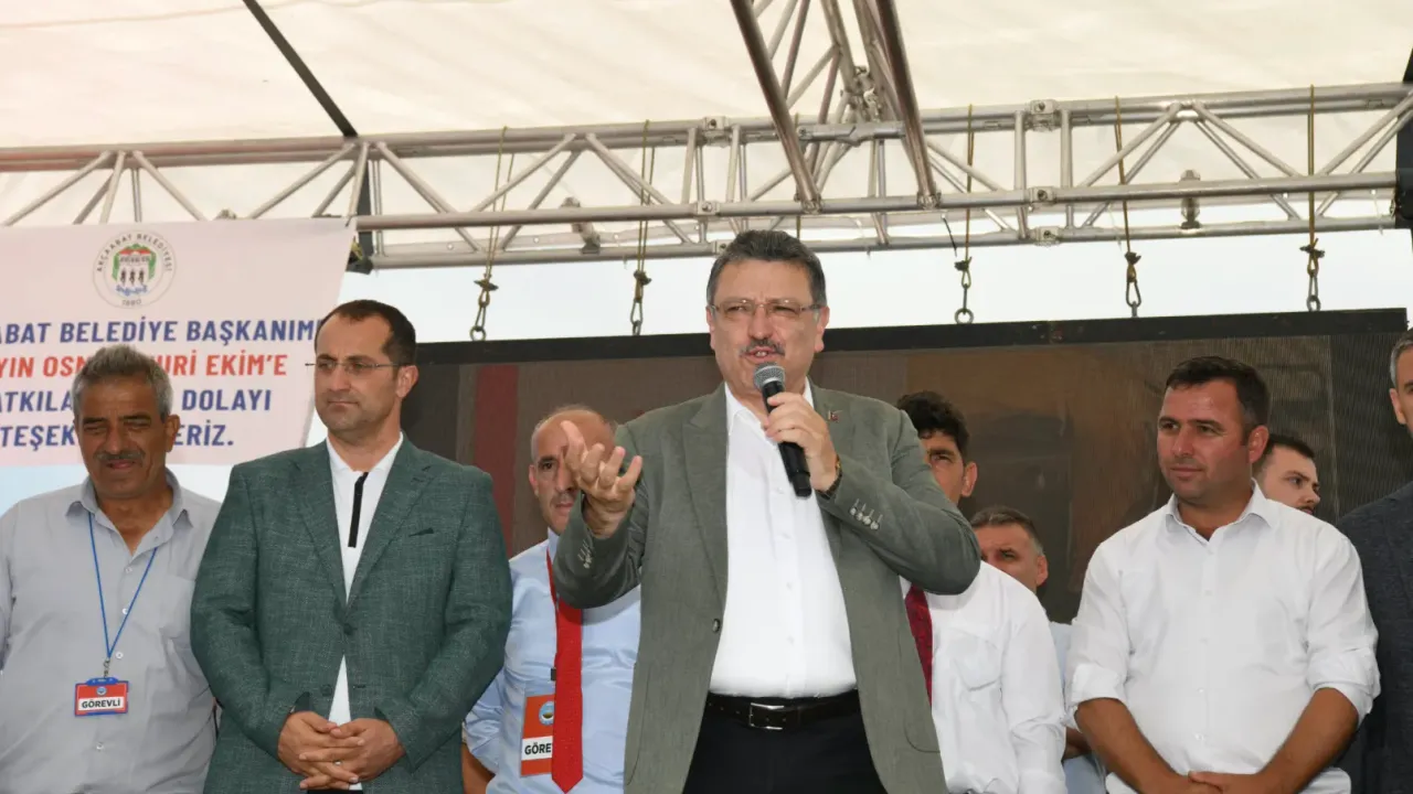 Kurtdüzü Yaylası’na Yol Müjdesi: Başkan Genç, “Gelecek Yıl Yol Yapılmış Olacak”