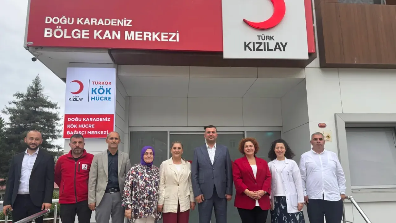 MHP Trabzon İl Başkanı Sivrikaya’dan Kızılay’a Anlamlı Ziyaret