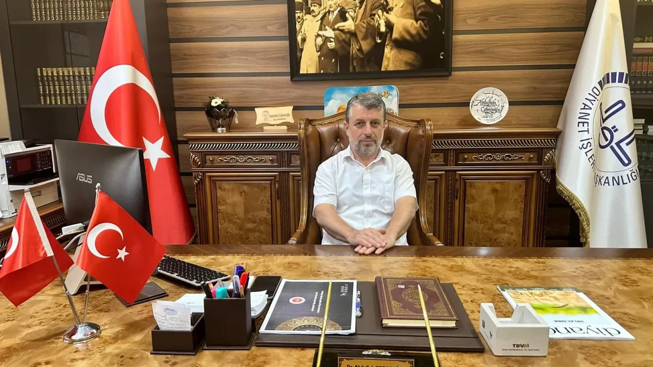 4 Dil Bilen Trabzonlu Müftü Abdullah Çobanoğlu Karasu’ya Atandı