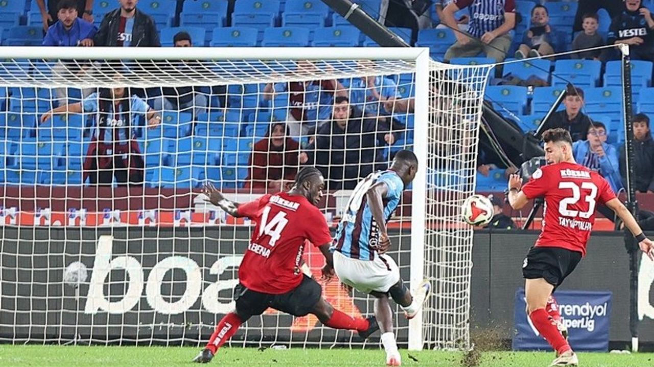 Trabzonspor – Gaziantep FK Maçında Tribünler Boş Kaldı