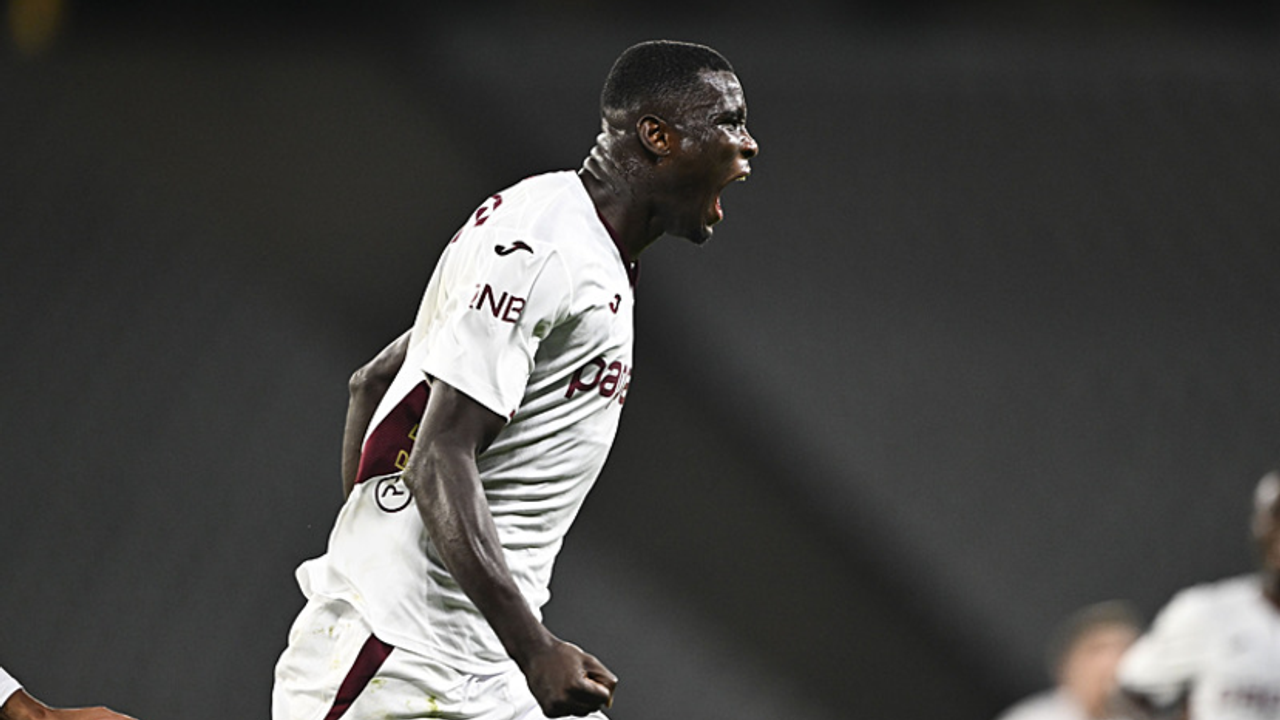 ❝Fizik Kurallarını Altüst Etti❞: Onuachu’dan Karagümrük’e Akılalmaz Röveşata Golü