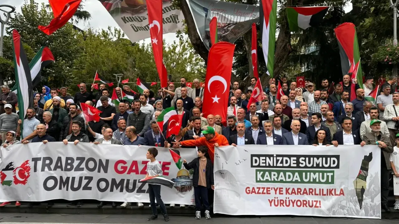 Trabzon’da Gazze İçin Umut Yürüyüşü Düzenlendi
