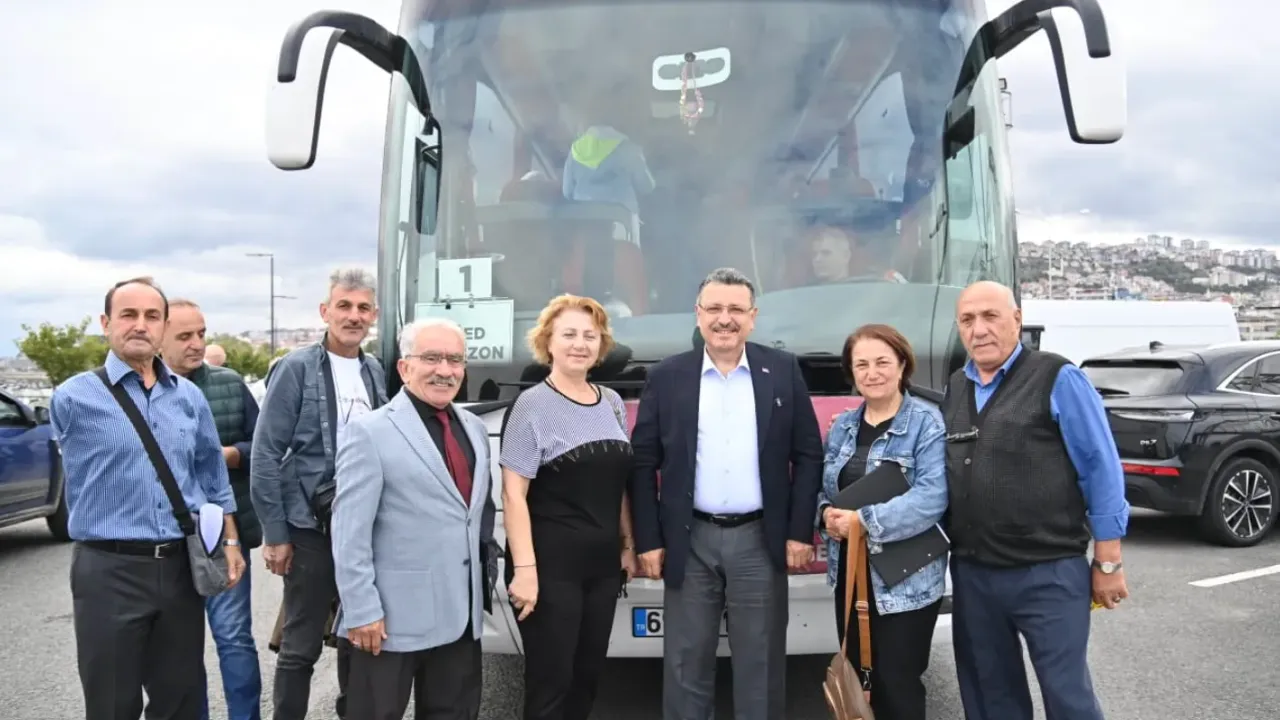 Başkan Genç 144 Emekliyi Çanakkale’ye Uğurladı