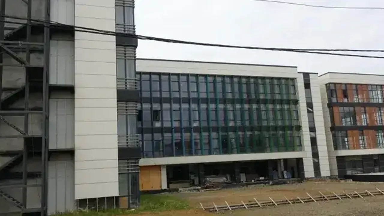 KTÜ Diş Hekimliği Fakültesi’nde Yeni Gelişme: Tamamlanma İçin Tarih Verildi