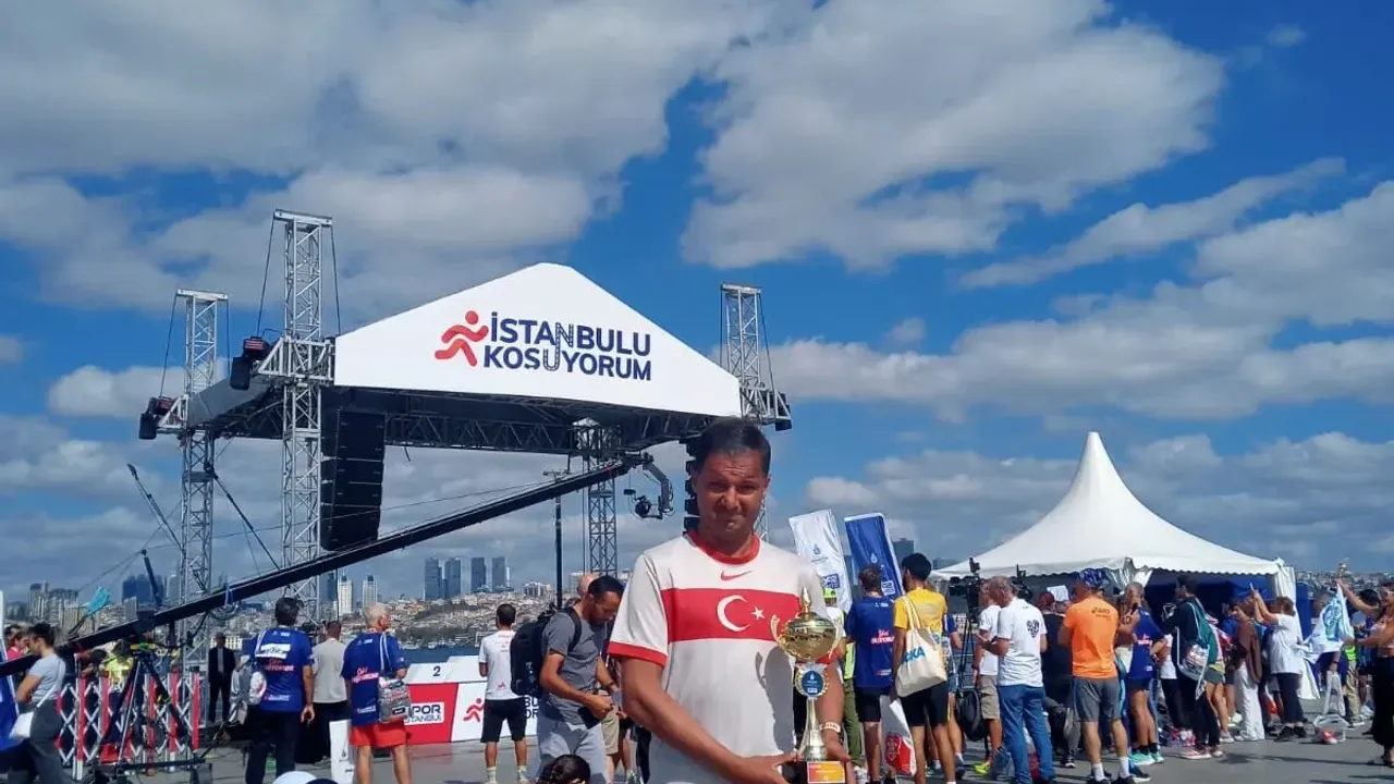 Trabzon Büyükşehir'in Sporcusu İstanbul'da Şampiyon Oldu