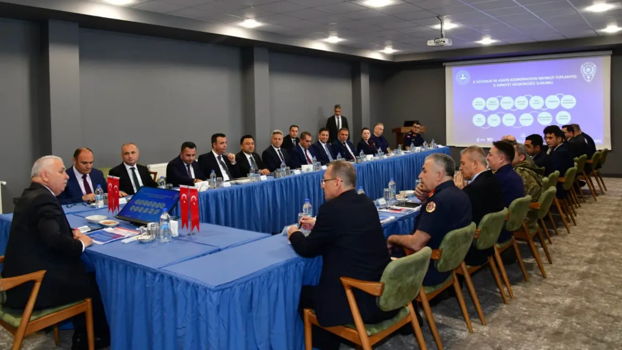 Trabzon’da Güvenlik ve Asayiş Toplantısı Yapıldı