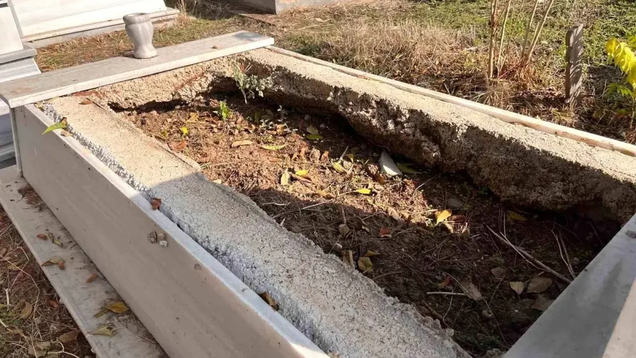 Tekirdağ’da Mezar Taşı Hırsızı Yakalandı