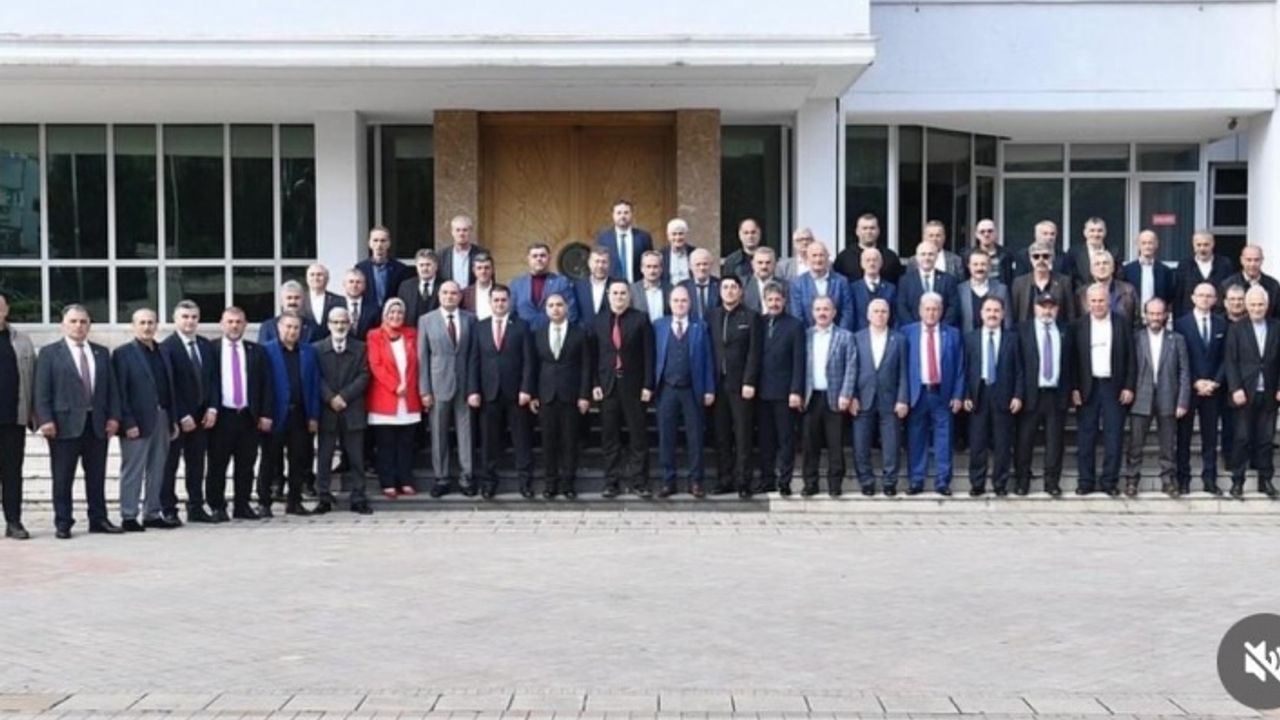 Of’ta Kaymakam ve Başkan Muhtarlarla Bir Araya Geldi