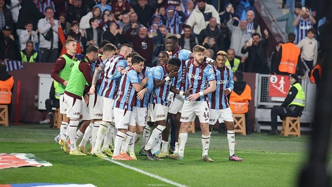 Trabzonspor Geri Dönüş Serisiyle Zirve Takibini Sürdürüyor