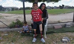 ADANA - 8 yaşındaki Muhammed protez bacaklarına kavuştu