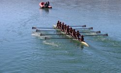 MERSİN - Uçuş tutkunları paraşüt şenliğinde buluştu