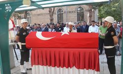 ISPARTA - Beyin kanaması sonucu hayatını kaybeden polis, Isparta'da toprağa verildi
